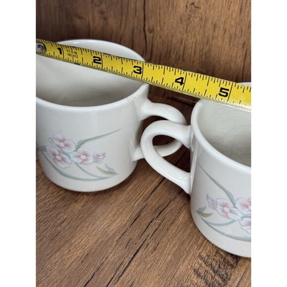 Set of 2 Vintage 1992 Corelle Corning Spring Pond Coffee Mugs Tea Cups - Picture 3 of 4